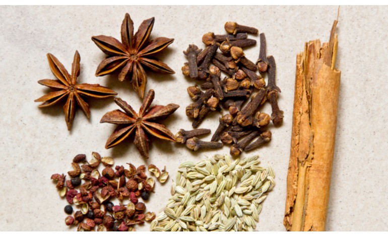 Four spices, five spices, what's the difference?
