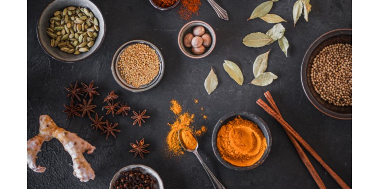 What is the composition of a Curry? Spice or spice mix?