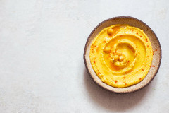 Houmous au curcuma